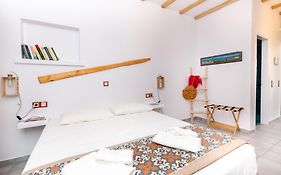 Ailouros Summer Hotel